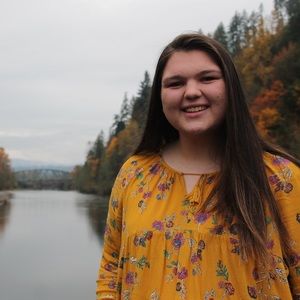 Meet your Posher, Bella